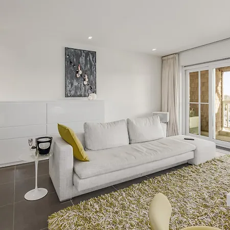 Apartamento Southampton 0302 Met Garage