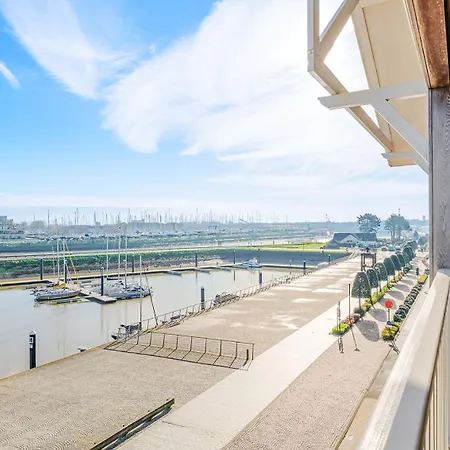 Southampton 0302 Met Garage * Nieuwpoort